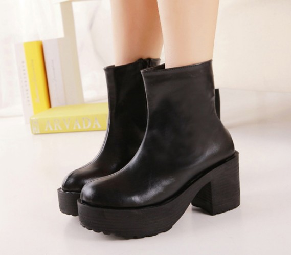 Trend Style Chunky Heel Round Toe Rubber Sole Platform Ankle Boots